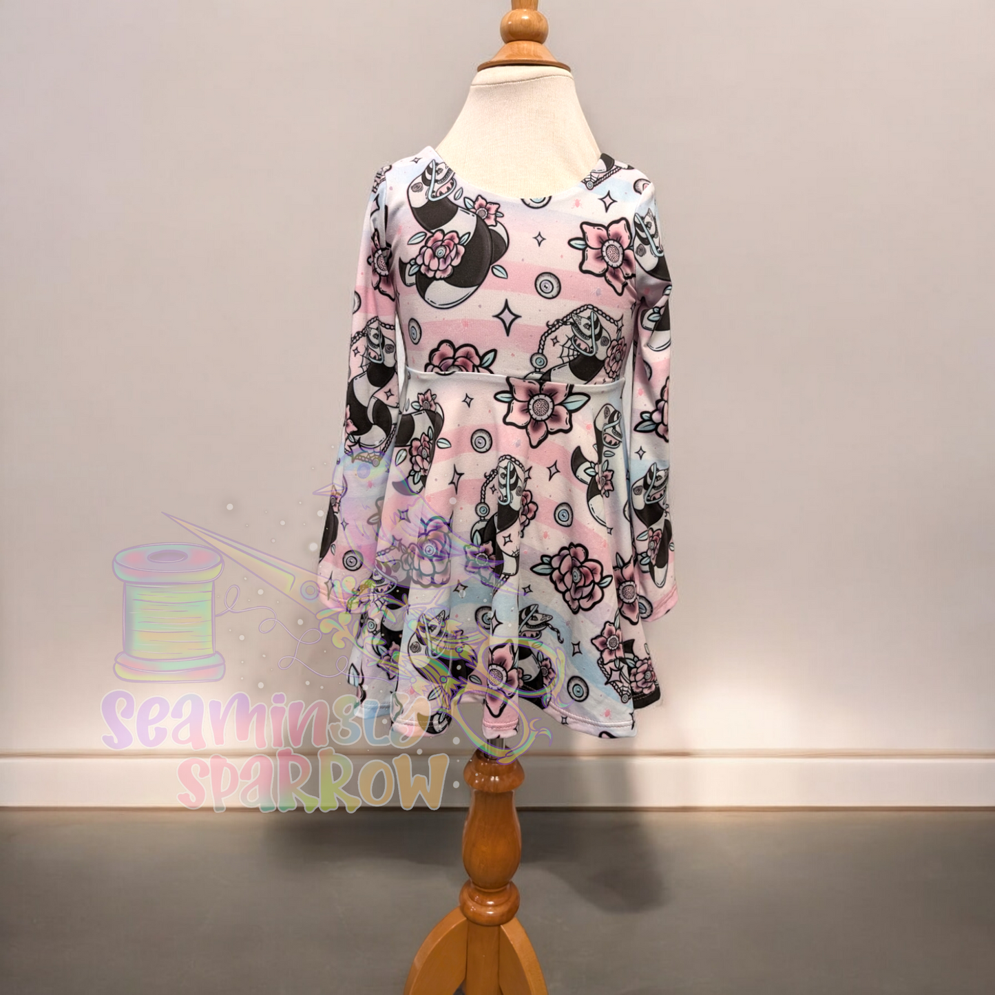 Magnolia Dress, Crossback/Circle Skirt - Sandworm